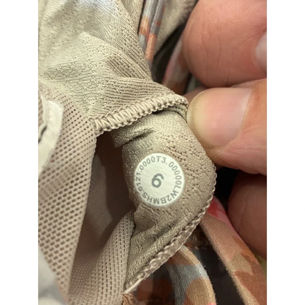 Lululemon Free To Be Serene Bra High Neck Long Line Floral Multi Size 6 W2BMHS